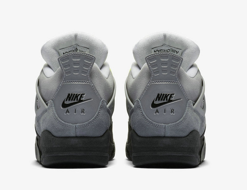 Les baskets grande taille Jordan 4 offrent le même style iconique que le modèle original, tout en répondant  aux besoins des pointures supérieures.