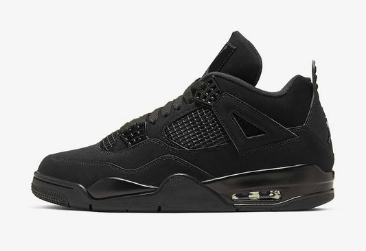 Les baskets grande taille Jordan 4 offrent le même style iconique que le modèle original, tout en répondant  aux besoins des pointures supérieures.