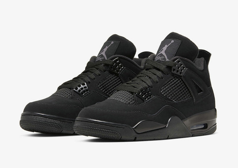 Les baskets grande taille Jordan 4 offrent le même style iconique que le modèle original, tout en répondant  aux besoins des pointures supérieures.