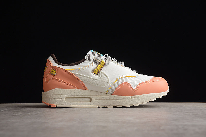 Les baskets grande taille Nike Air Max 1.

 conservent l’élégance intemporelle du modèle original tout en s’adaptant parfaitement aux grandes pointures.
