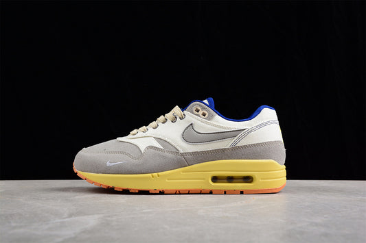 Les baskets grande taille Nike Air Max 1.

 conservent l’élégance intemporelle du modèle original tout en s’adaptant parfaitement aux grandes pointures.