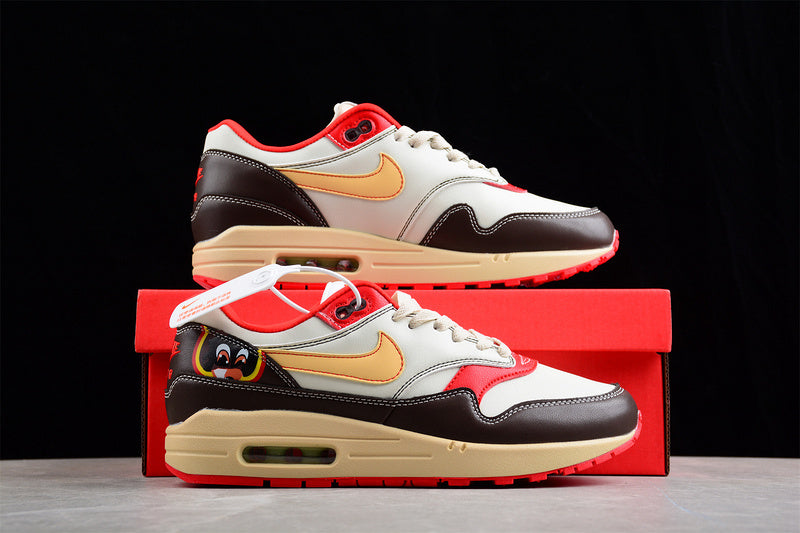 Les baskets grande taille Nike Air Max 1.

 conservent l’élégance intemporelle du modèle original tout en s’adaptant parfaitement aux grandes pointures.