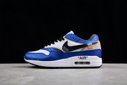 Les baskets grande taille Nike Air Max 1.

 conservent l’élégance intemporelle du modèle original tout en s’adaptant parfaitement aux grandes pointures.