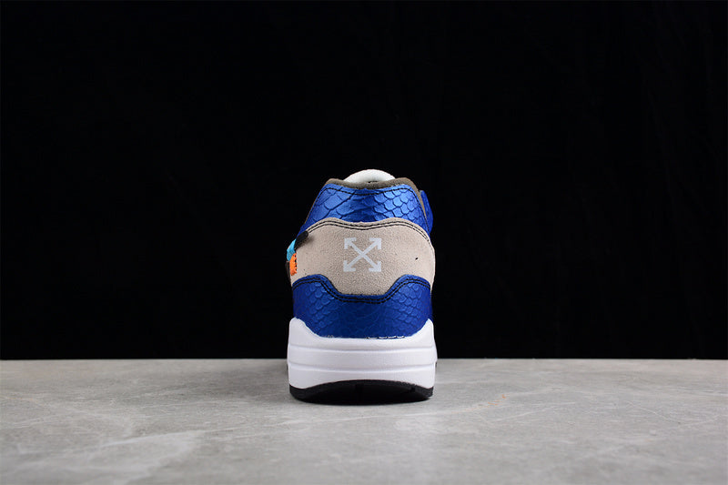 Les baskets grande taille Nike Air Max 1.

 conservent l’élégance intemporelle du modèle original tout en s’adaptant parfaitement aux grandes pointures.