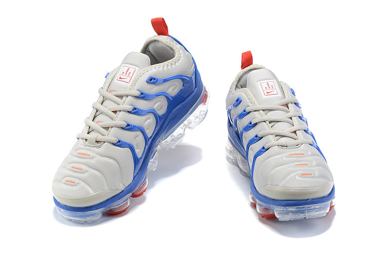 Les baskets grande taille Nike Vapormax Plus TN associent le design iconique des Air Max Plus à l’innovation de la semelle Vapormax.