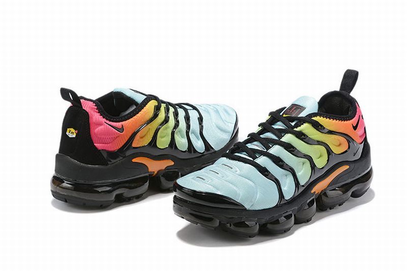 Les baskets grande taille Nike Vapormax Plus TN associent le design iconique des Air Max Plus à l’innovation de la semelle Vapormax.