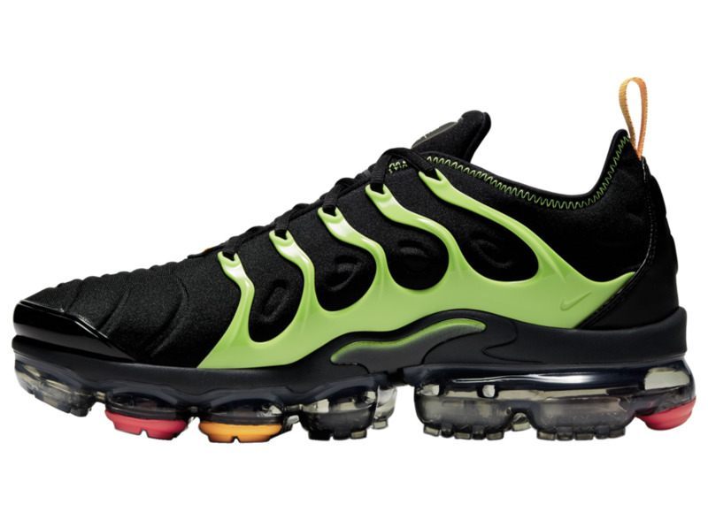 Les baskets grande taille Nike Vapormax Plus TN associent le design iconique des Air Max Plus à l’innovation de la semelle Vapormax.