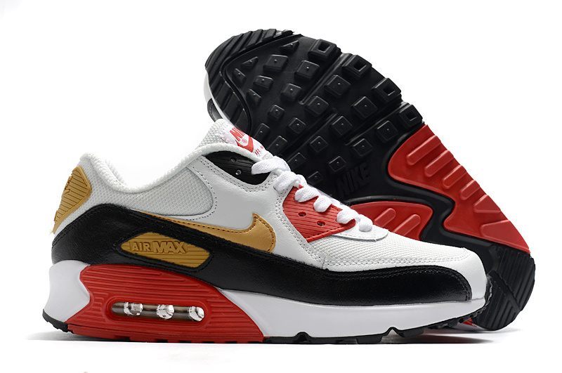 Les baskets grande taille Nike Air Max 90 conservent le design emblématique du modèle original tout en offrant un chaussant parfaitement adapté aux grandes pointures.