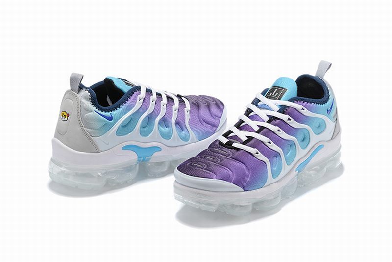 Les baskets grande taille Nike Vapormax Plus TN associent le design iconique des Air Max Plus à l’innovation de la semelle Vapormax.