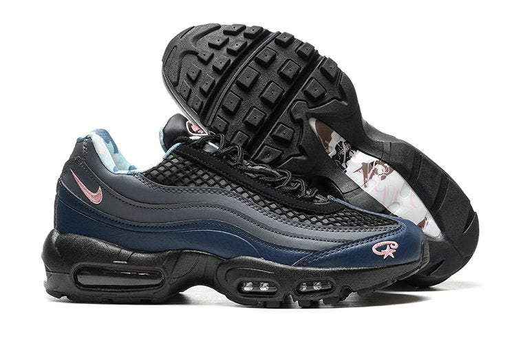 Les baskets grande taille Nike Air Max 95 reprennent le design unique et audacieux de l’original, tout en étant pensées pour offrir un ajustement parfait aux grandes pointures.