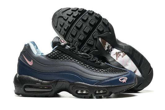 Les baskets grande taille Nike Air Max 95 reprennent le design unique et audacieux de l’original, tout en étant pensées pour offrir un ajustement parfait aux grandes pointures.