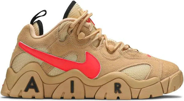 Les baskets Nike Air Barrage allient style audacieux et innovation technique. Leur design rétro-futuriste et leurs détails emblématiques attirent les amateurs de mode