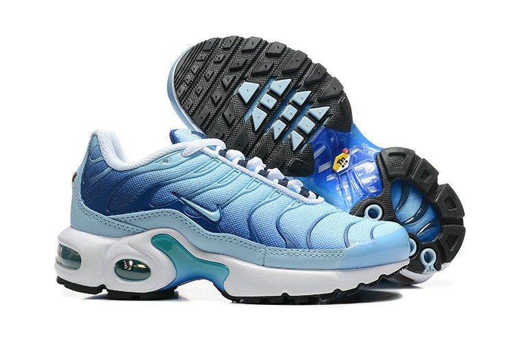 Les baskets pour enfants disponibles sur Yourstyles.fr sont conçues.

pour accompagner les plus jeunes dans toutes leurs activités, en alliant confort, résistance et style dynamique.