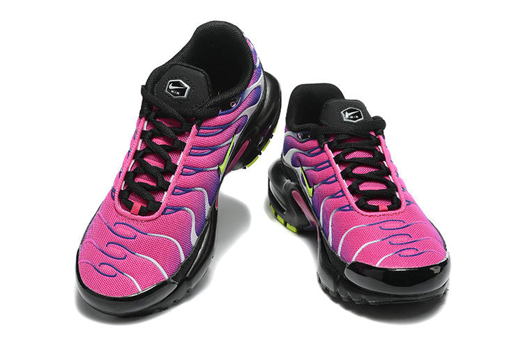 Les baskets pour enfants disponibles sur Yourstyles.fr sont conçues.

pour accompagner les plus jeunes dans toutes leurs activités, en alliant confort, résistance et style dynamique.