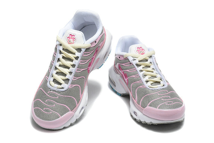 Les baskets pour enfants disponibles sur Yourstyles.fr sont conçues.

pour accompagner les plus jeunes dans toutes leurs activités, en alliant confort, résistance et style dynamique.