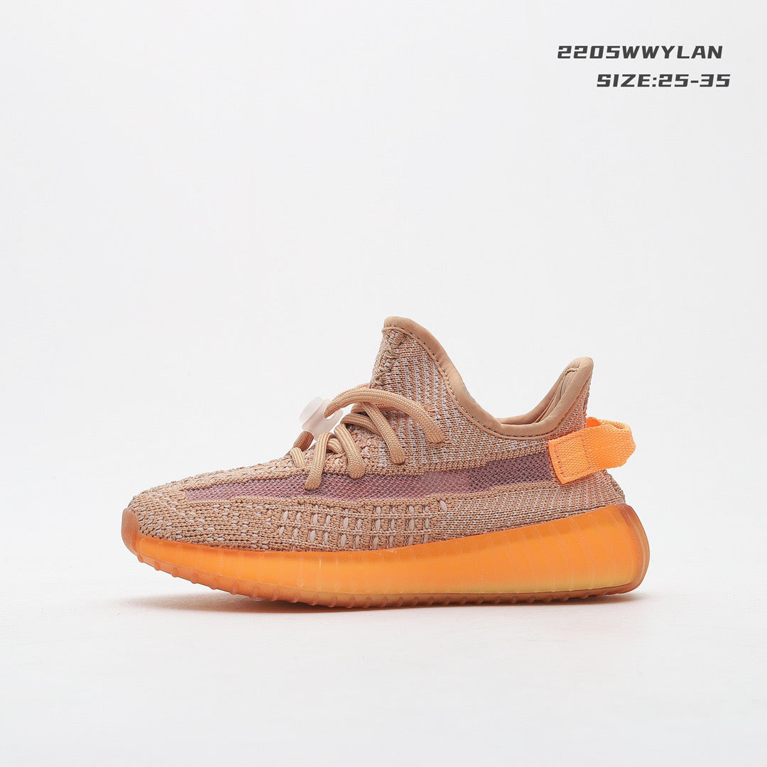 Les baskets pour enfants disponibles sur Yourstyles.fr sont conçues.

pour accompagner les plus jeunes dans toutes leurs activités, en alliant confort, résistance et style dynamique.