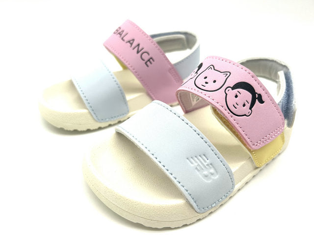 Les sandales pour enfants proposées sur Yourstyles.fr combinent confort, légèreté et design joyeux pour accompagner les plus jeunes durant toutes leurs aventures estivales.