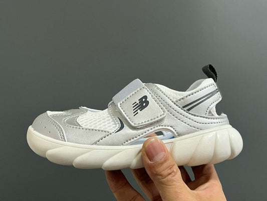 New Balance Boys/Girls Kids Sandals