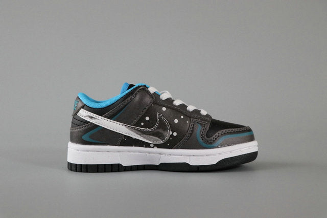 Les baskets pour enfants disponibles sur Yourstyles.fr sont conçues pour accompagner les plus jeunes dans toutes leurs activités,