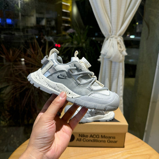 Baskets pour Enfants Nike randonnée