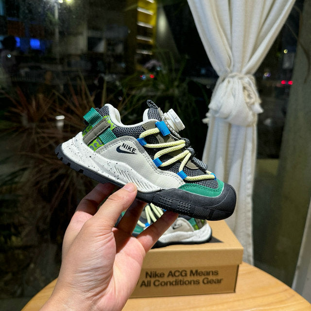 Baskets pour Enfants Nike randonnée