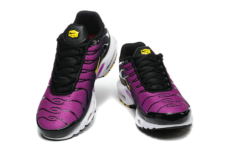 Les  Baskets Nike Air Max Tn incarnent un style emblématique et une performance supérieure. Pas cher. Le moin cher.