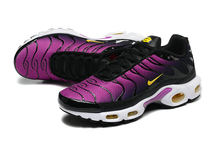 Les  Baskets Nike Air Max Tn incarnent un style emblématique et une performance supérieure. Pas cher. Le moin cher.