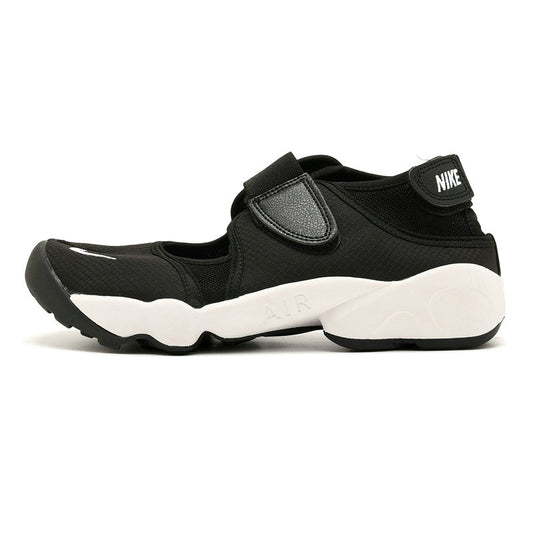  Les baskets Rift Ninja se distinguent par leur design unique et avant-gardiste, inspiré des chaussures de ninja, combinant style urbain et fonctionnalité.