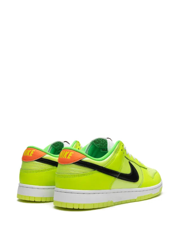 Les baskets Nike SB Dunk allient un style emblématique à un confort supérieur. Leur design légendaire et leurs matériaux de haute qualité. Pas cher.le moins cher .
