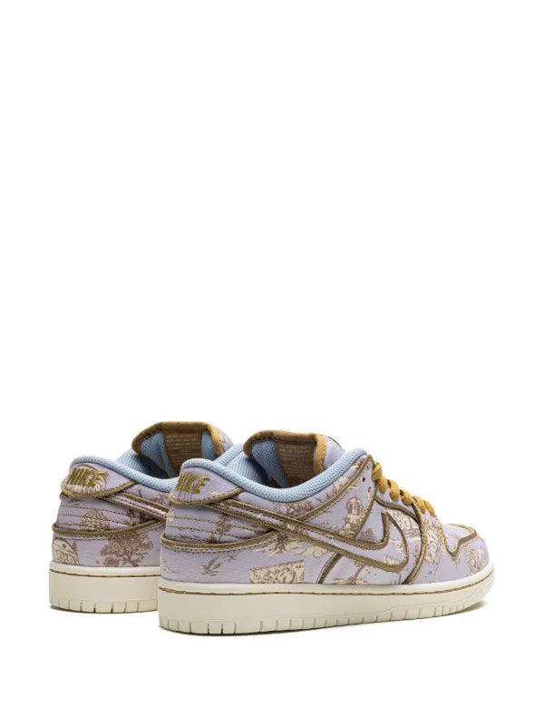 Les baskets Nike SB Dunk allient un style emblématique à un confort supérieur. Leur design légendaire et leurs matériaux de haute qualité. Pas cher.le moins cher .