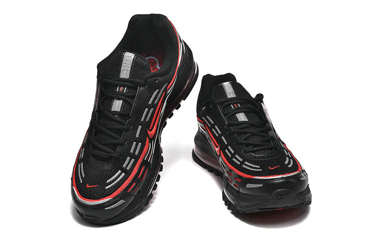 Les baskets Nike Air Max TL 2.5 X COMME DES GARÇONS offrent un style audacieux et une performance fonctionnelle. Pas cher.  Le moins cher 