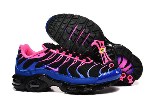 Les  Baskets Nike Air Max Tn incarnent un style emblématique et une performance supérieure.

 

Par ailleurs, leur design distinctif et leur utilisation de matériaux de haute qualité en font un choix incontournable.