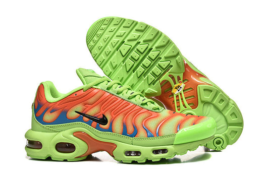 Les  Baskets Nike Air Max Tn incarnent un style emblématique et une performance supérieure.

 

Par ailleurs, leur design distinctif et leur utilisation de matériaux de haute qualité en font un choix incontournable.