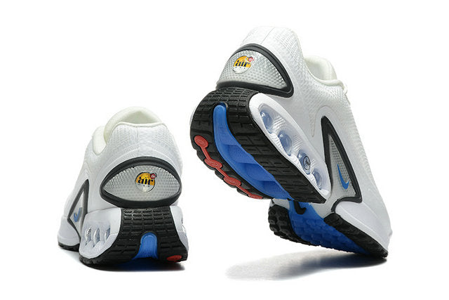 Les baskets Nike Air Max DN combinent un style contemporain et une performance avancée.

Leur design épuré et l'utilisation de matériaux innovants en font un choix incontournable