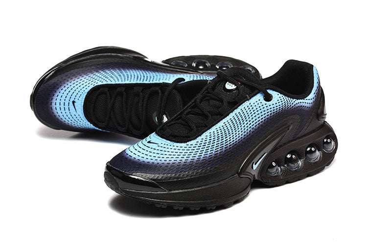 Les baskets Nike Air Max DN combinent un style contemporain et une performance avancée.

Leur design épuré et l'utilisation de matériaux innovants en font un choix incontournable