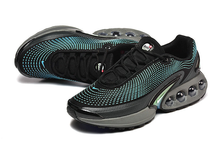 Les baskets Nike Air Max DN combinent un style contemporain et une performance avancée.

Leur design épuré et l'utilisation de matériaux innovants en font un choix incontournable