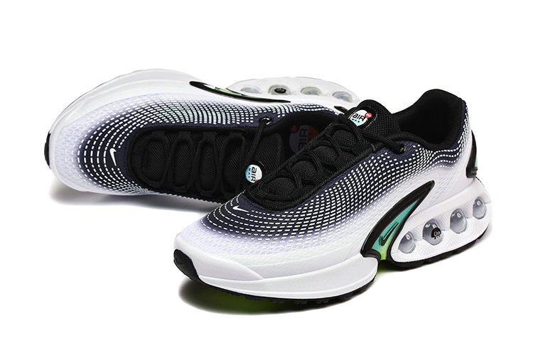 Les baskets Nike Air Max DN combinent un style contemporain et une performance avancée.

Leur design épuré et l'utilisation de matériaux innovants en font un choix incontournable
