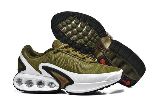 Les baskets Nike Air Max DN combinent un style contemporain et une performance avancée.

Leur design épuré et l'utilisation de matériaux innovants en font un choix incontournable