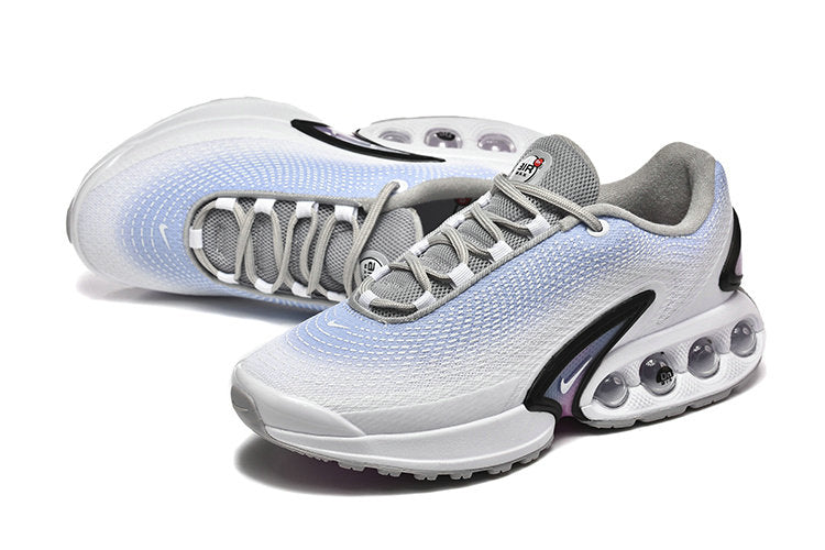 Les baskets Nike Air Max DN combinent un style contemporain et une performance avancée.

Leur design épuré et l'utilisation de matériaux innovants en font un choix incontournable