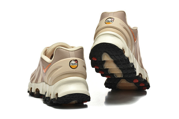 Les baskets Nike Air Max DN8 combinent innovation et design moderne pour offrir un style dynamique et une performance inégalée.pas cher . Le moins cher.