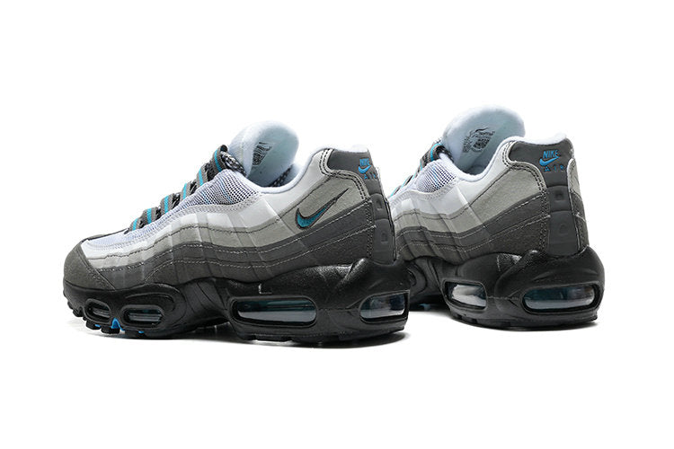 Les baskets Nike Air Max 95 sont synonymes de style emblématique et de confort absolu. Leur design distinctif. Pas cher. Le moins cher. 