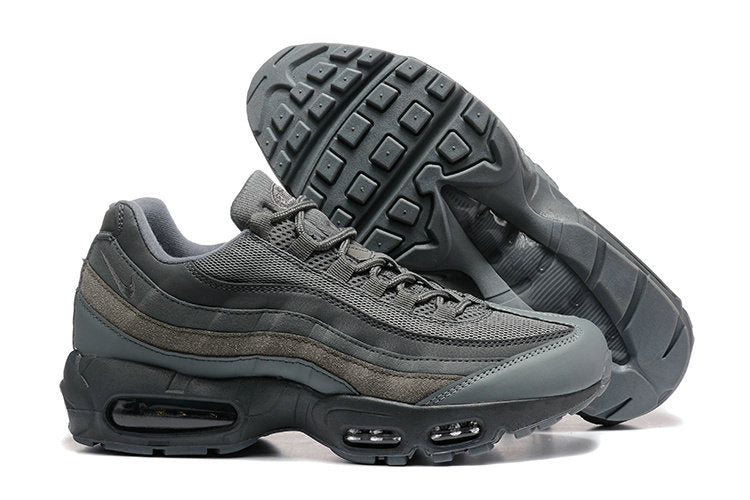 Les baskets Nike Air Max 95 sont synonymes de style emblématique et de confort absolu. Leur design distinctif. Pas cher. Le moins cher. 