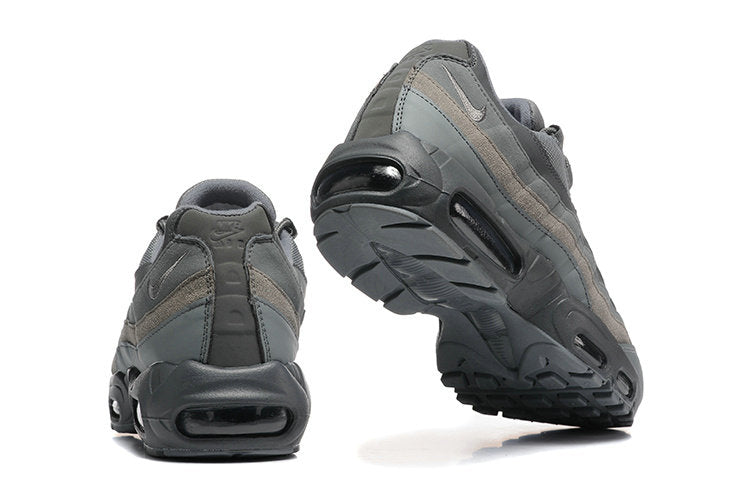 Les baskets Nike Air Max 95 sont synonymes de style emblématique et de confort absolu. Leur design distinctif. Pas cher. Le moins cher. 