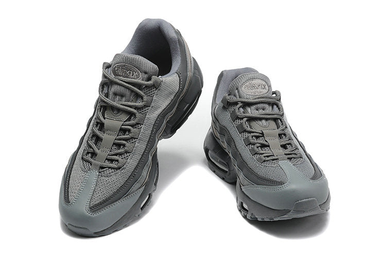 Les baskets Nike Air Max 95 sont synonymes de style emblématique et de confort absolu. Leur design distinctif. Pas cher. Le moins cher. 