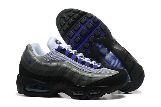 Les baskets Nike Air Max 95 sont synonymes de style emblématique et de confort absolu. Leur design distinctif. Pas cher. Le moins cher. 