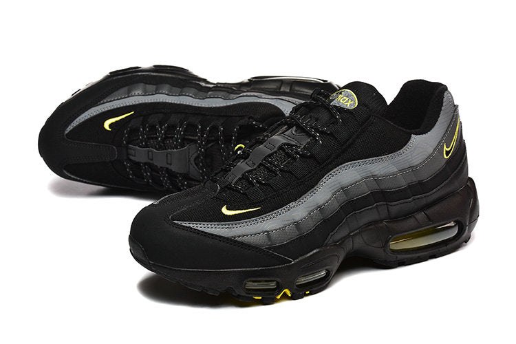 Les baskets Nike Air Max 95 sont synonymes de style emblématique et de confort absolu. Leur design distinctif. Pas cher. Le moins cher. 