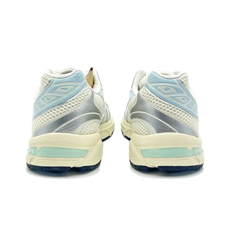 Les baskets Asics offrent une combinaison parfaite de style et de performance. Leur design élégant et leurs technologies de pointe les rendent idéales pour les couleur.