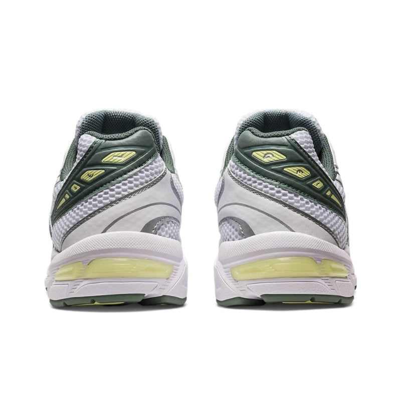 Les baskets Asics offrent une combinaison parfaite de style et de performance. Leur design élégant et leurs technologies de pointe les rendent idéales pour les couleur.