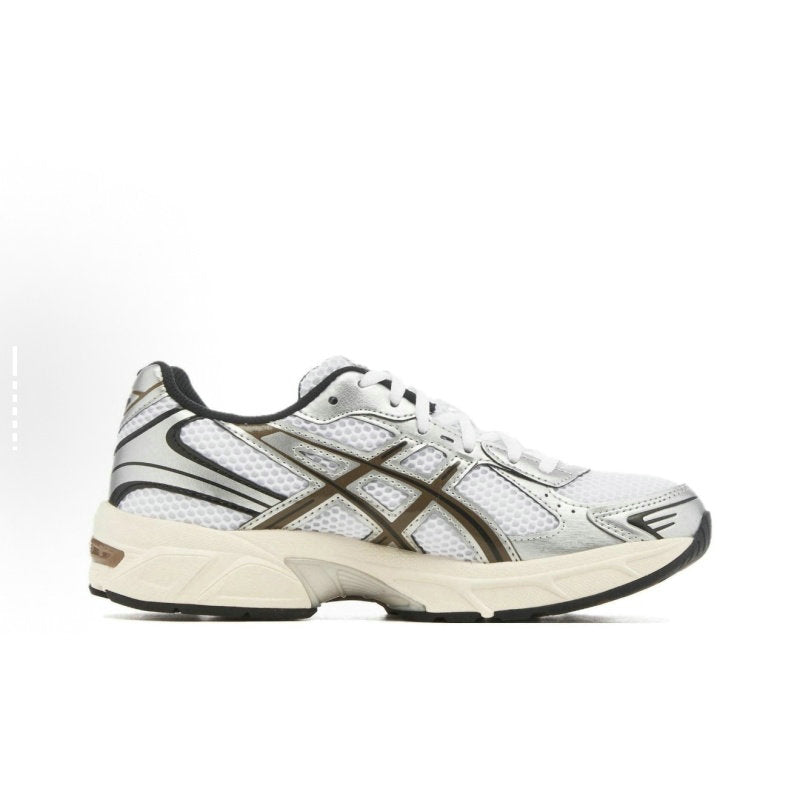 Les baskets Asics offrent une combinaison parfaite de style et de performance. Leur design élégant et leurs technologies de pointe les rendent idéales pour les couleur.