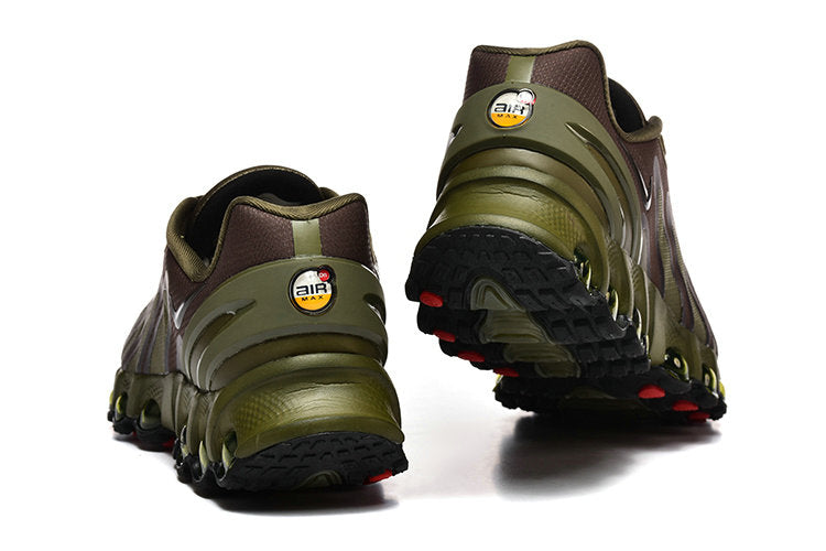 Les baskets Nike Air Max DN8 combinent innovation et design moderne pour offrir un style dynamique et une performance inégalée.pas cher . Le moins cher.